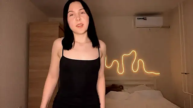 MyraLitterers online show from March 12, 3:49 pm