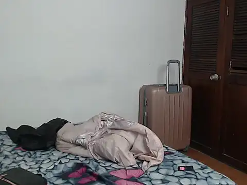 Snapshot of _camila_trans_ chatting on November 19, 6:35 am camila trans online show from November 19, 6:35 am