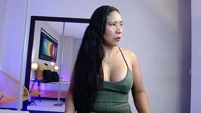 Snapshot of SashaaVixen chatting on November 15, 11:47 am SashaaVixen online show from November 15, 11:47 am