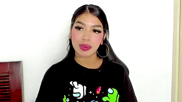 tifanymonroe online show from March 7, 11:38 am