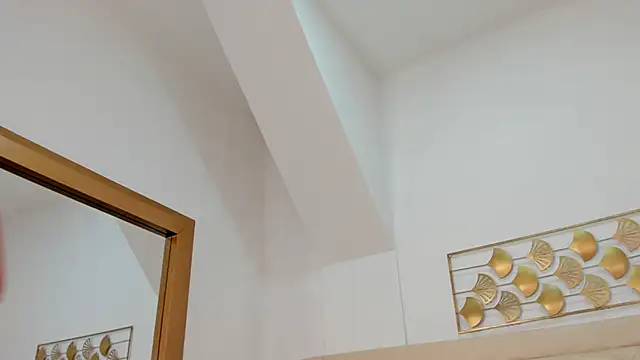 lucia lorenz online show from February 5, 11:28 am