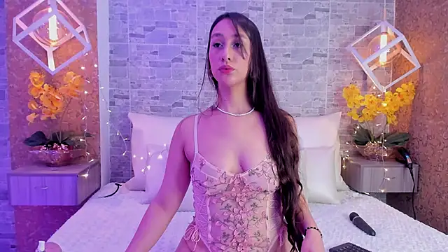 Catalina-Thompson online show from November 16, 12:10 pm