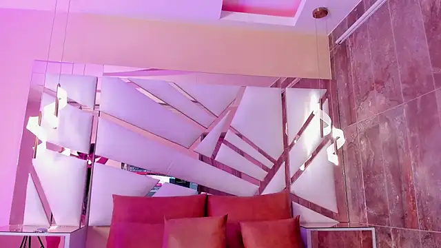 Catalina-Thompson online show from March 13, 12:10 pm