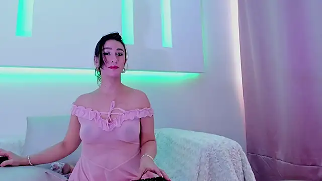 Catalina-Thompson online show from January 17, 12:09 pm