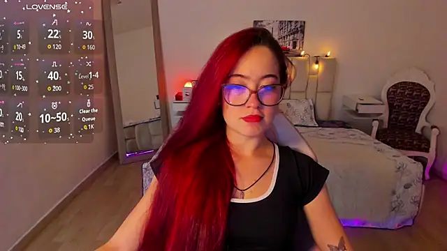 Amaraa couper1 online show from November 18, 3:10 am