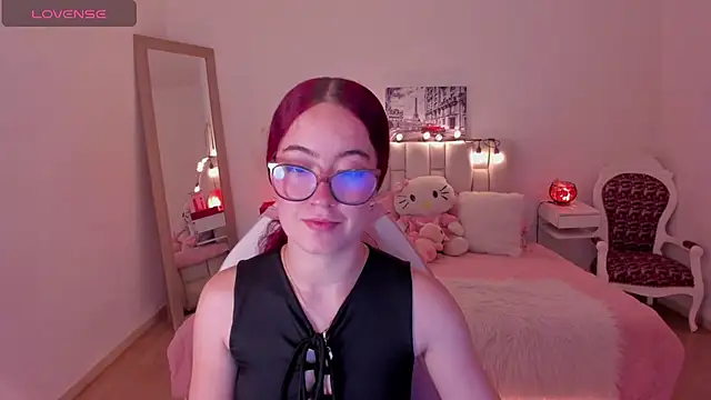 Amaraa couper1 online show from January 7, 3:55 am