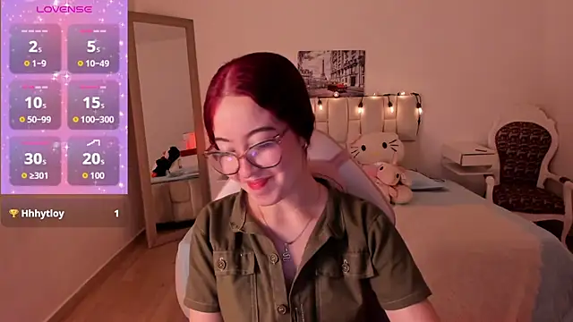 Amaraa couper1 online show from December 4, 4:22 am