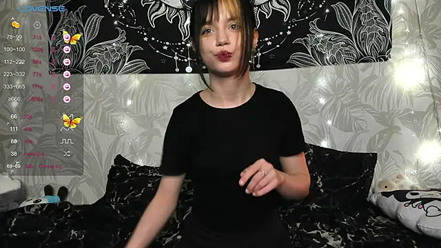 Snapshot of ruby_dallos chatting on November 23, 12:26 pm ruby dallos online show from November 23, 12:26 pm