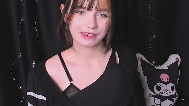 Snapshot of ruby_dallos chatting on November 4, 9:40 pm ruby dallos online show from November 4, 9:40 pm