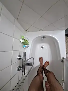 16enes16 online show from November 30, 7:25 pm