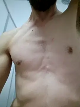 16enes16 online show from May 22, 6:39 pm