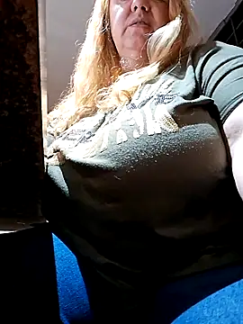 JennyInVegas online show from December 5, 4:38 pm