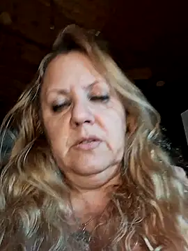 Snapshot of JennyInVegas chatting on June 20, 3:00 am JennyInVegas online show from June 20, 3:00 am