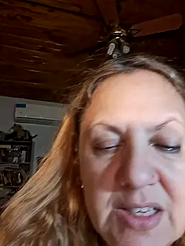 Snapshot of JennyInVegas chatting on July 1, 10:59 am JennyInVegas online show from July 1, 10:59 am