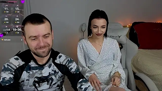 Snapshot of AdeleLaCr0ix chatting on November 25, 6:19 pm AdeleLaCr0ix online show from November 25, 6:19 pm