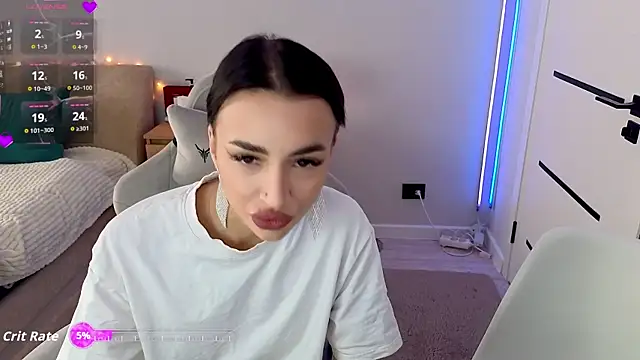 Snapshot of AdeleLaCr0ix chatting on November 30, 7:20 am AdeleLaCr0ix online show from November 30, 7:20 am