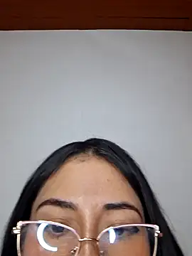 Snapshot of chloebrownn03 chatting on November 21, 10:42 pm chloebrownn03 online show from November 21, 10:42 pm