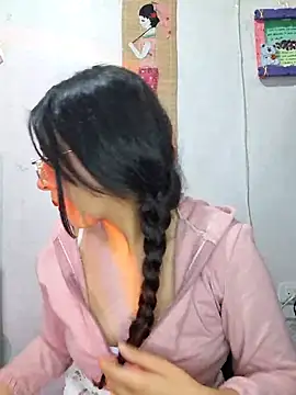 Snapshot of chloebrownn03 chatting on November 13, 4:16 am chloebrownn03 online show from November 13, 4:16 am