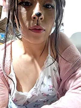 Snapshot of chloebrownn03 chatting on October 25, 2:55 am chloebrownn03 online show from October 25, 2:55 am