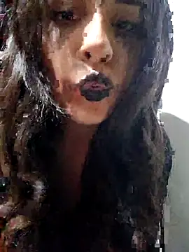 Snapshot of chloebrownn03 chatting on November 1, 3:13 am chloebrownn03 online show from November 1, 3:13 am