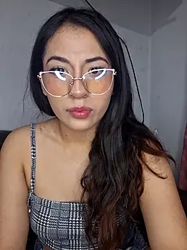 Snapshot of chloebrownn03 chatting on November 16, 1:10 am chloebrownn03 online show from November 16, 1:10 am