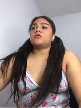 2moons full of love online show from June 14, 2:40 pm