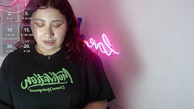 littlee red online show from December 1, 8:53 pm