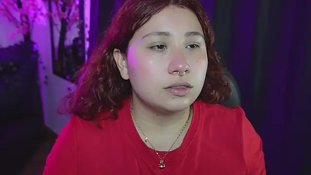 littlee red online show from May 25, 8:18 pm