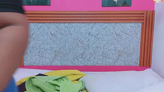 matureahomegirl online show from April 1, 2:46 am