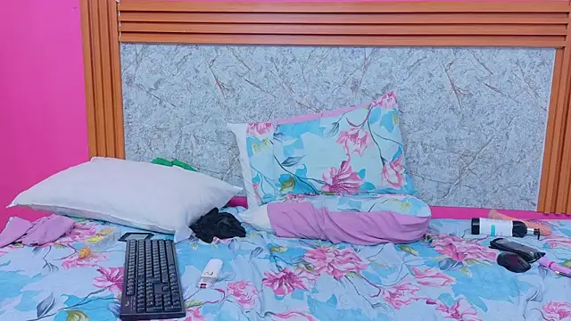 matureahomegirl online show from April 28, 2:27 am