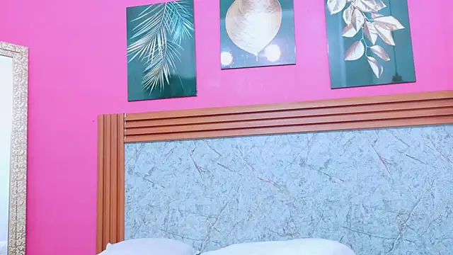 matureahomegirl online show from March 22, 11:45 am