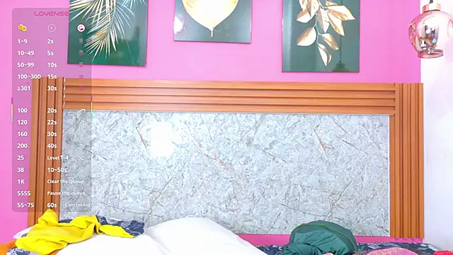 Snapshot of matureahomegirl chatting on February 6, 3:02 am matureahomegirl online show from February 6, 3:02 am