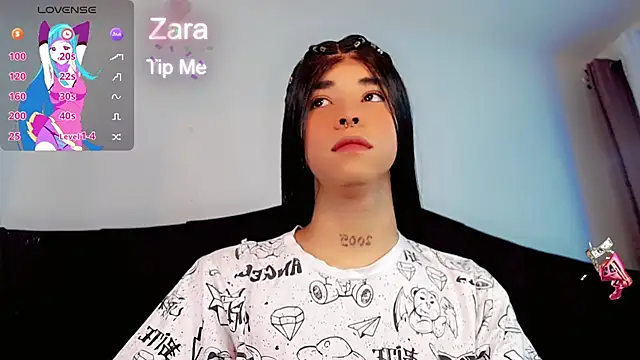 Snapshot of zara-gill chatting on October 25, 1:45 pm zara-gill online show from October 25, 1:45 pm