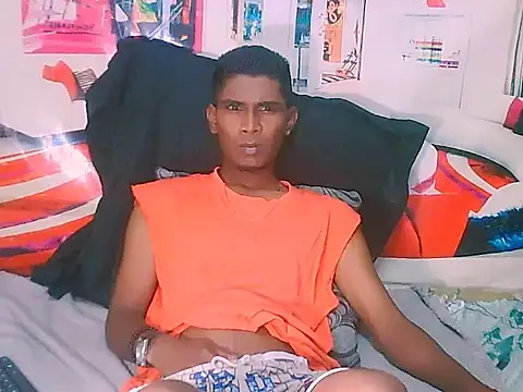 IndianThuggin online show from October 29, 8:52 pm