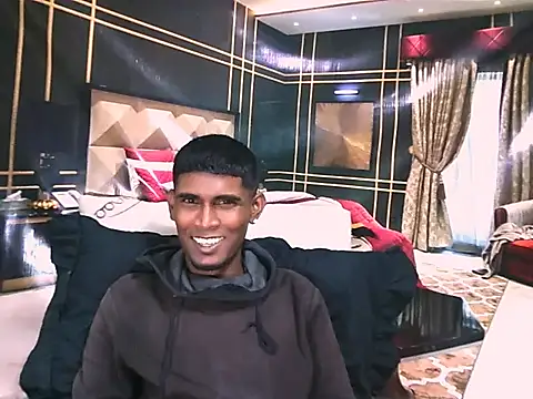 Snapshot of IndianThuggin chatting on June 8, 6:19 pm IndianThuggin online show from June 8, 6:19 pm