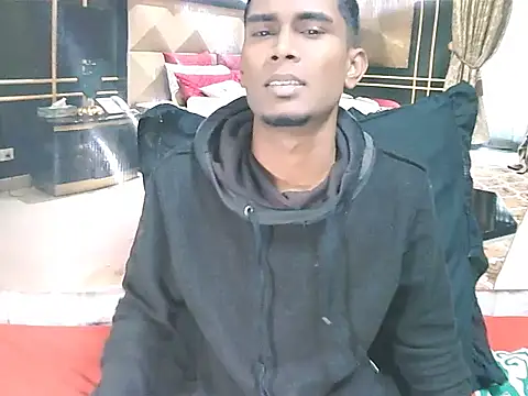 Snapshot of IndianThuggin chatting on July 8, 7:42 am IndianThuggin online show from July 8, 7:42 am