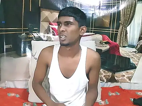 Snapshot of IndianThuggin chatting on June 30, 5:35 pm IndianThuggin online show from June 30, 5:35 pm
