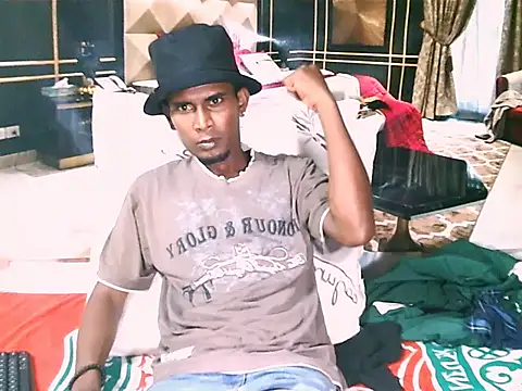 IndianThuggin online show from May 3, 4:43 pm