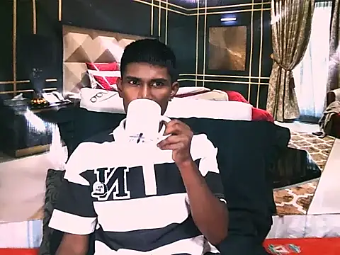 IndianThuggin online show from June 4, 6:01 pm