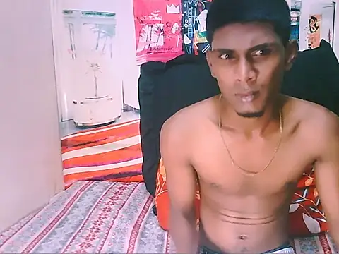 IndianThuggin online show from December 5, 5:11 pm