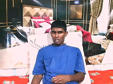 Snapshot of IndianThuggin chatting on June 5, 6:13 pm IndianThuggin online show from June 5, 6:13 pm