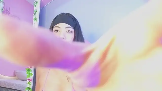 lulu wonder online show from May 19, 10:06 pm