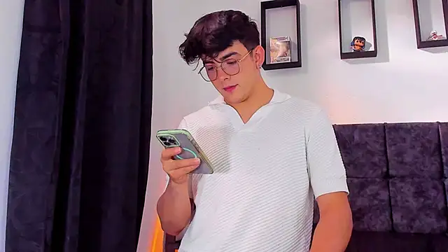 Theo Noxxx online show from October 23, 8:18 pm