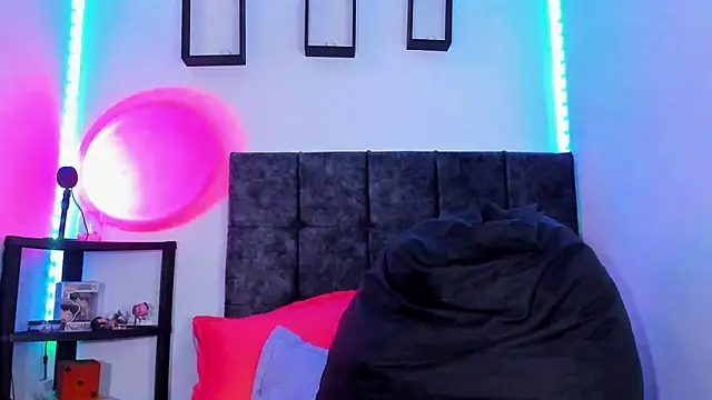 Theo Noxxx online show from November 6, 7:07 pm