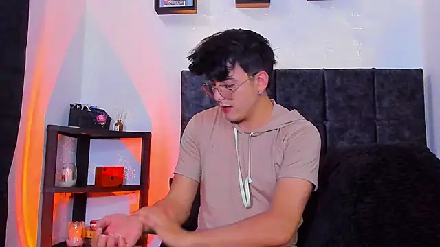 Theo Noxxx online show from October 22, 7:46 pm