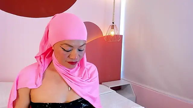 SophiaBeckerr online show from November 4, 7:50 pm