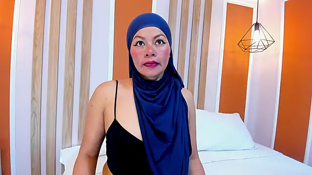 SophiaBeckerr online show from January 5, 6:55 pm