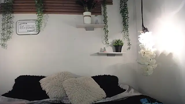 Emma sweet hot online show from February 25, 6:08 pm