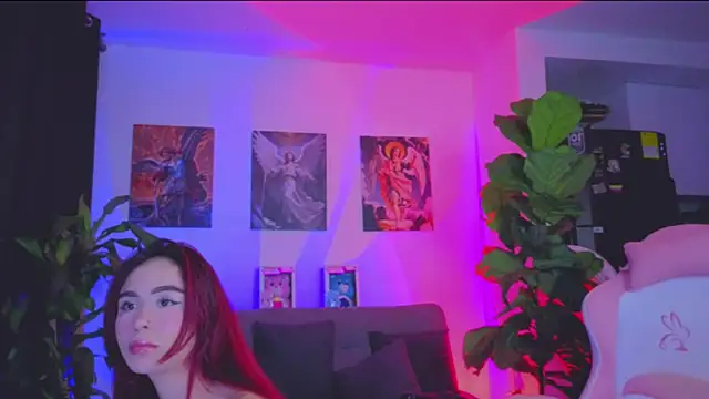 SophiaBerryy online show from April 11, 4:09 am