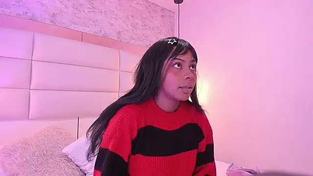 Snapshot of Sofia_clk chatting on November 8, 3:10 am Sofia clk online show from November 8, 3:10 am